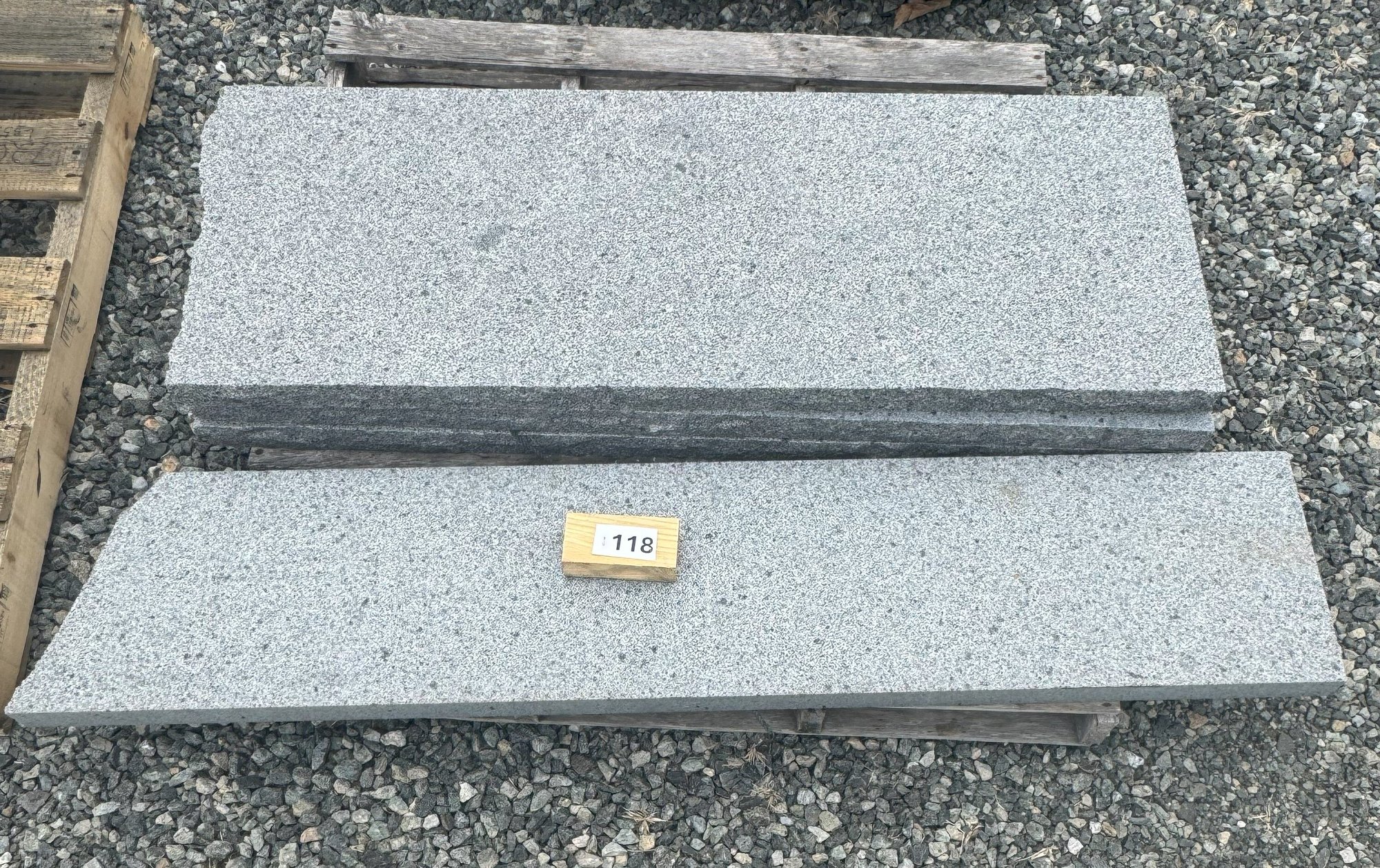 118