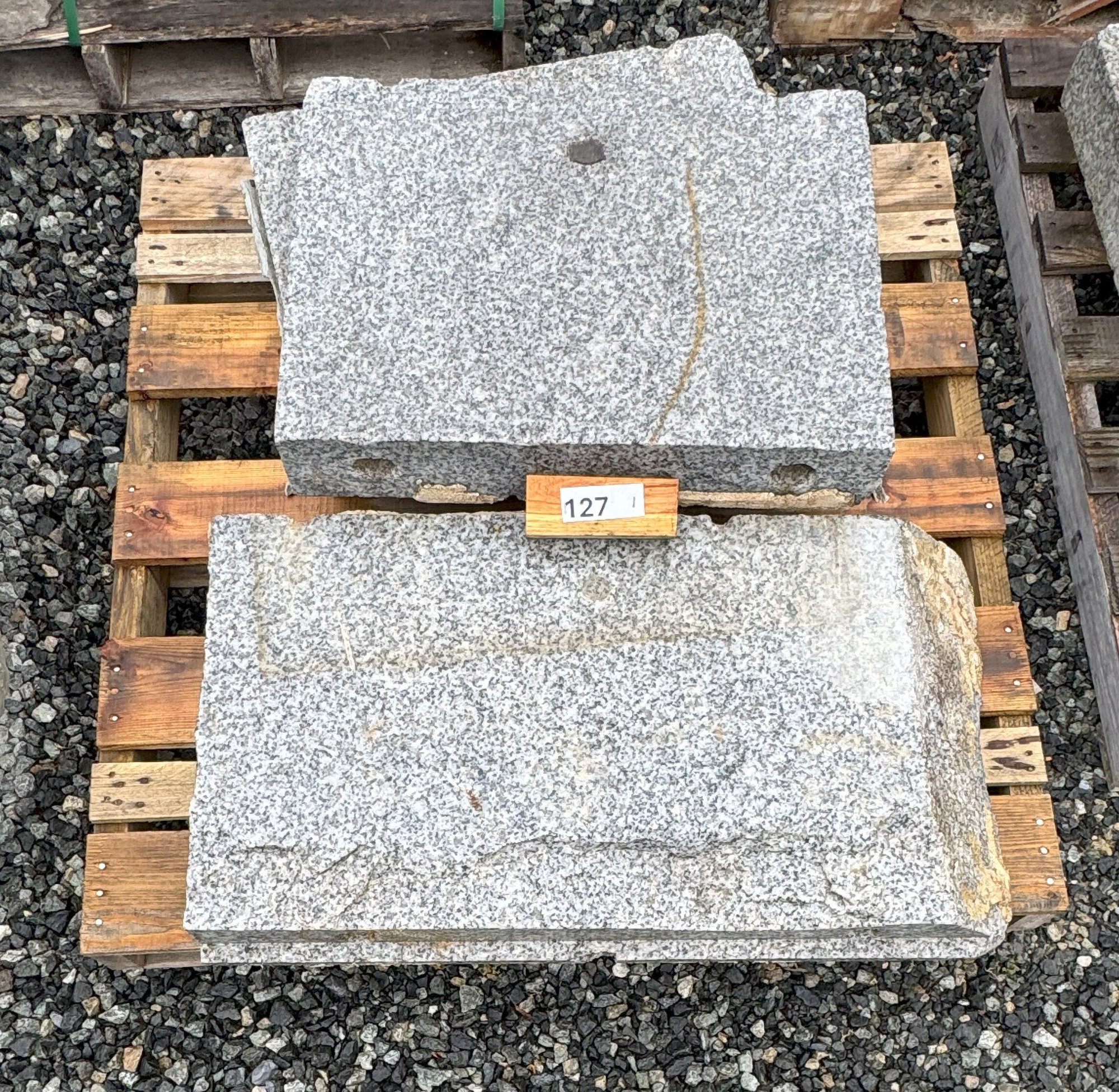 127